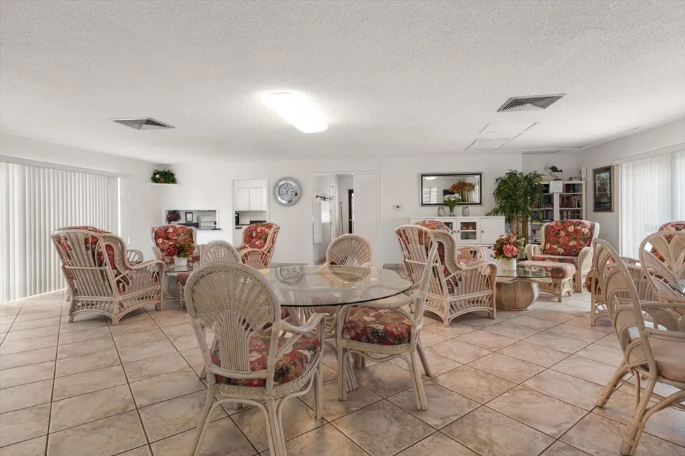 131 BLUFF VIEW DRIVE #106 Belleair Bluffs, FL 33770
