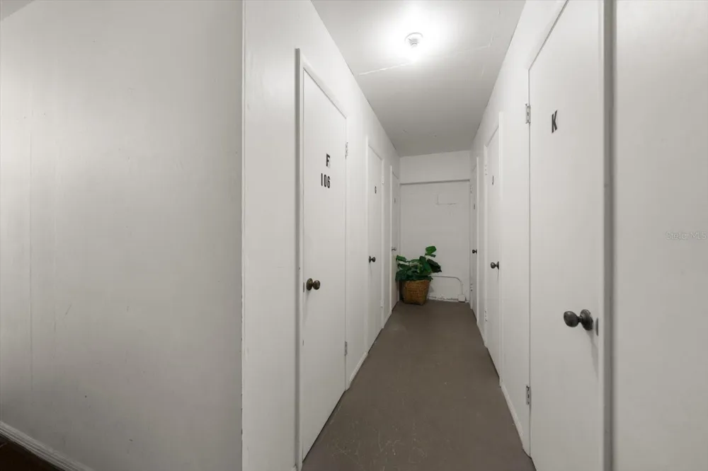 131 BLUFF VIEW DRIVE #106 Belleair Bluffs, FL 33770