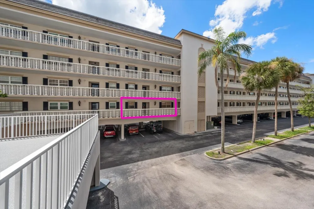 131 BLUFF VIEW DRIVE #106 Belleair Bluffs, FL 33770