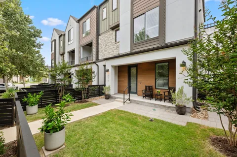 4515 Unity Circle