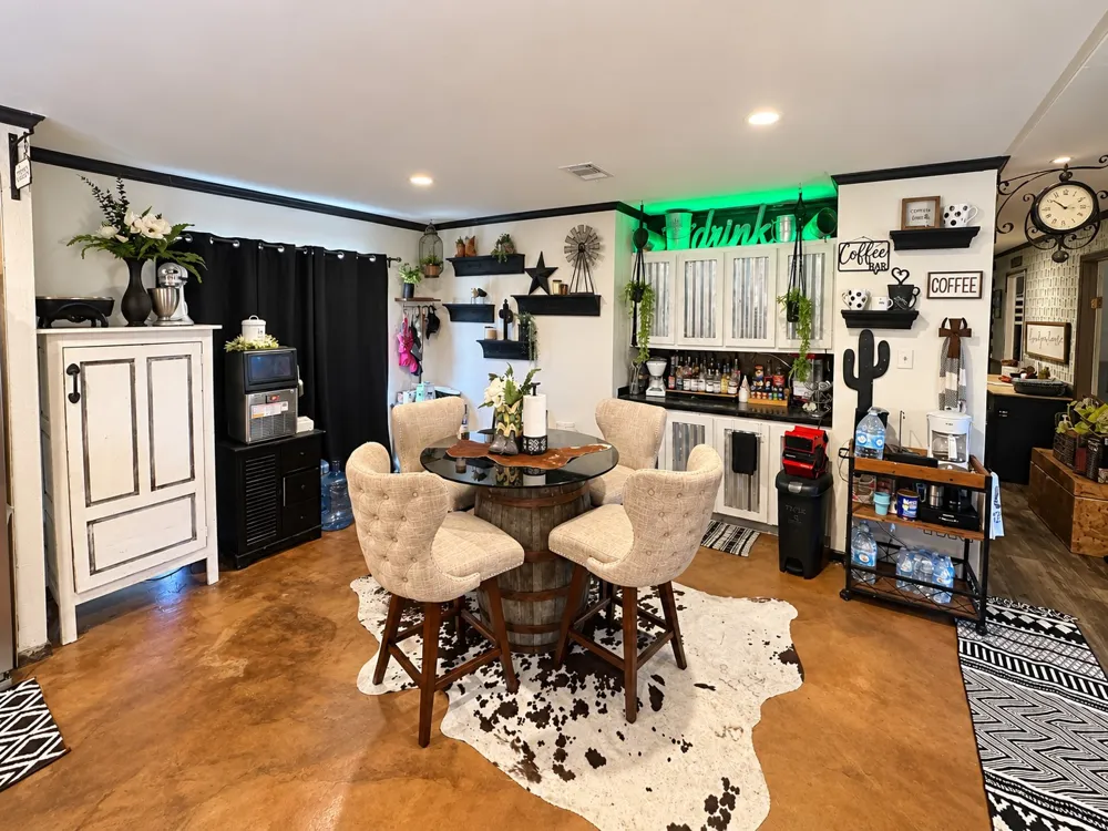 2281 County Road 458 Thorndale, TX 76577