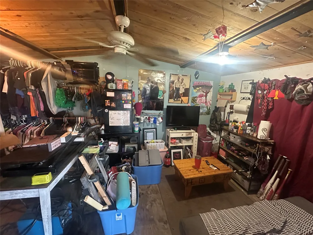 2281 County Road 458 Thorndale, TX 76577