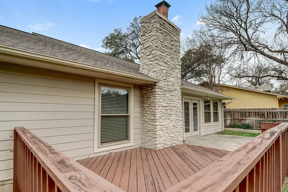 8001 Manassas Drive Austin, TX 78745
