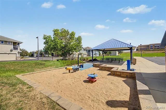 176 Whitehaven Circle Highlands Ranch, CO 80129