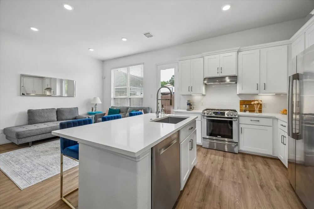 5013 Lehman Oaks Drive Houston, TX 77018