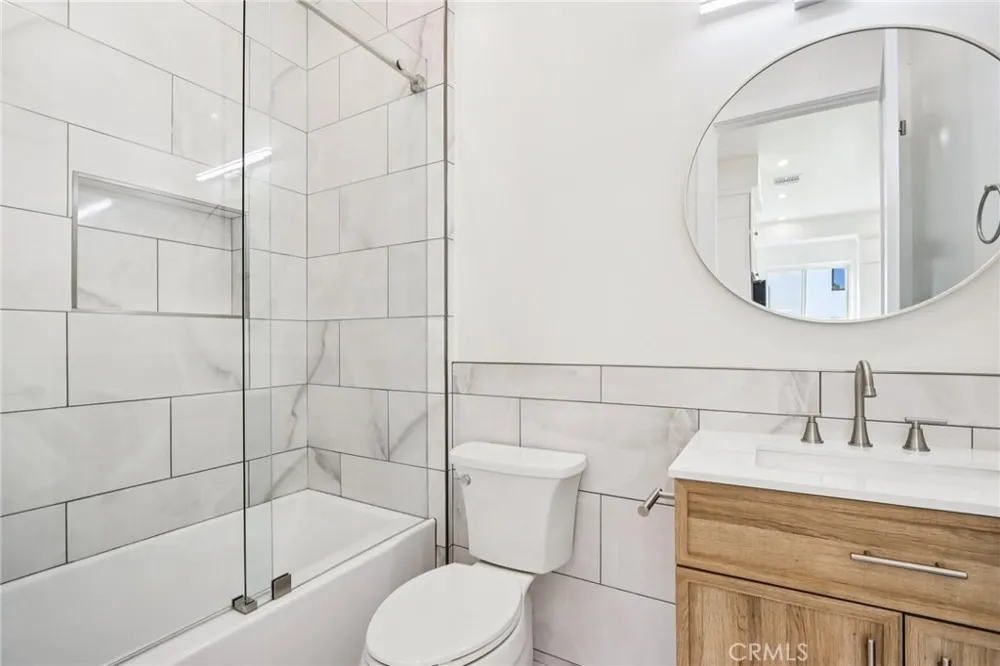 14931 Vose Street Van Nuys, CA 91405