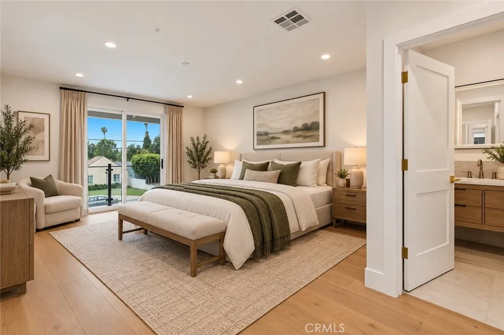 14931 Vose Street Van Nuys, CA 91405