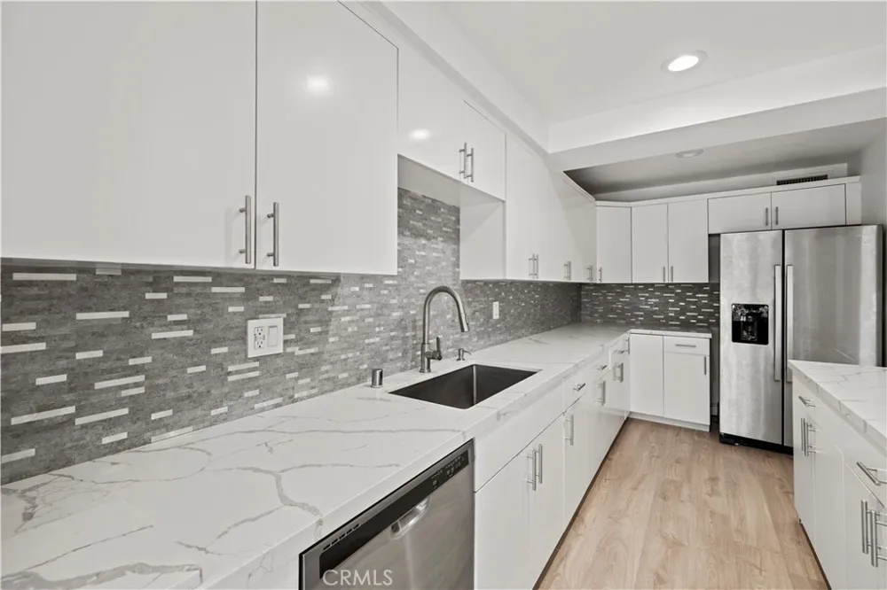 444 Piedmont Avenue #216 Glendale, CA 91206