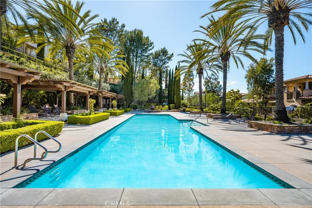 34 Talmont Newport Coast, CA 92657