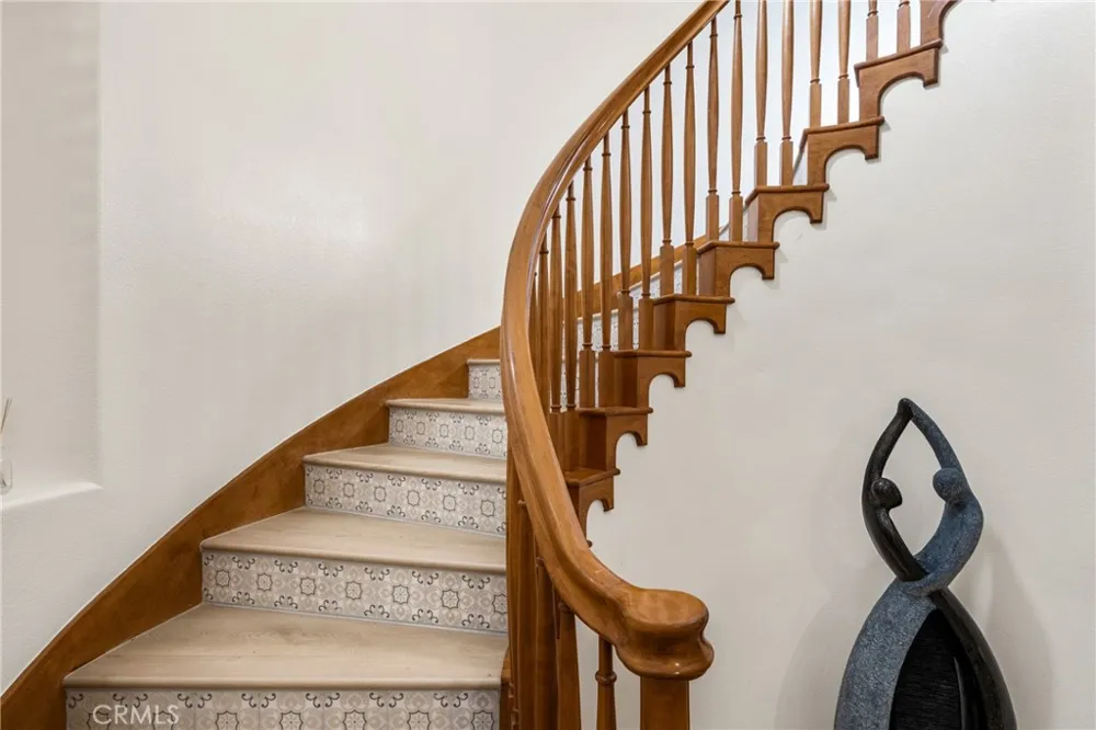 34 Talmont Newport Coast, CA 92657
