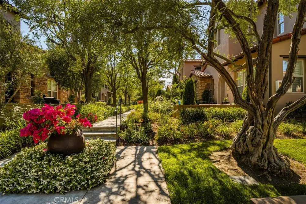 34 Talmont Newport Coast, CA 92657
