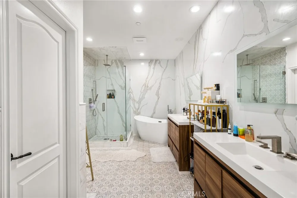 34 Talmont Newport Coast, CA 92657