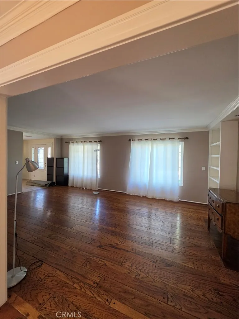 1235 Craig Pasadena, CA 91104