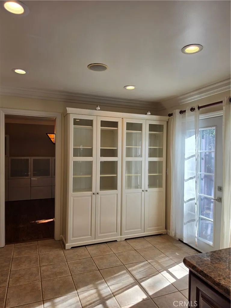 1235 Craig Pasadena, CA 91104