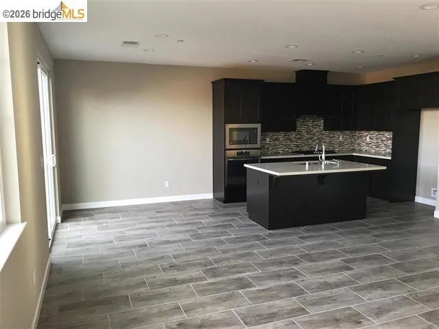 737 JENNIFER STREET Brentwood, CA 94513