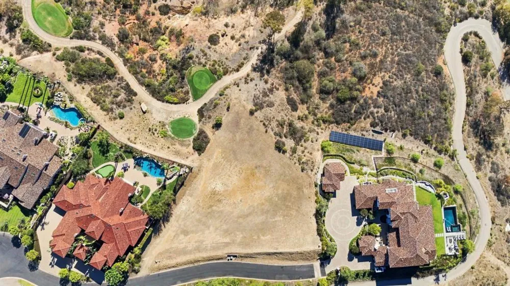 7925 Old Man River Road San Diego, CA 92127
