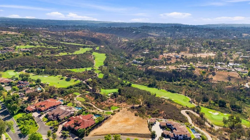 7925 Old Man River Road San Diego, CA 92127