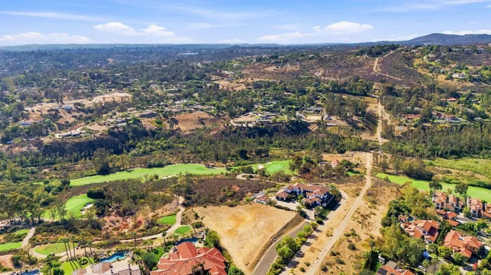 7925 Old Man River Road San Diego, CA 92127