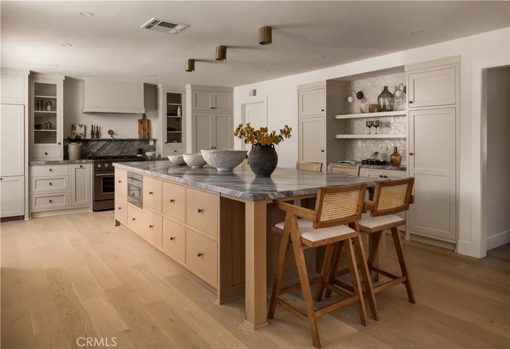 1818 Samar Costa Mesa, CA 92626