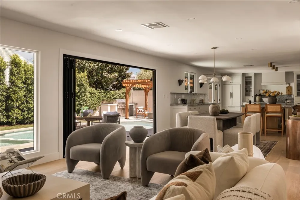 1818 Samar Costa Mesa, CA 92626