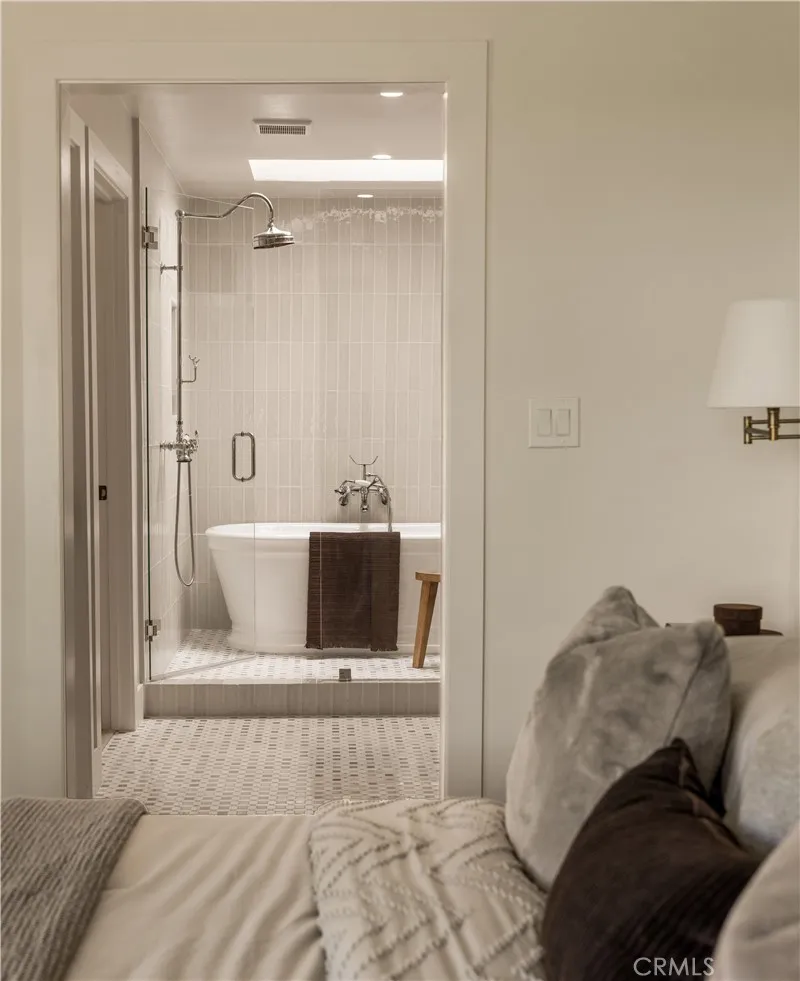 1818 Samar Costa Mesa, CA 92626