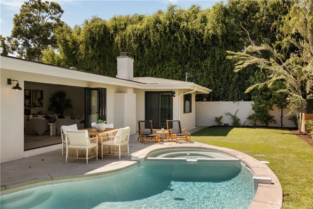 1818 Samar Costa Mesa, CA 92626