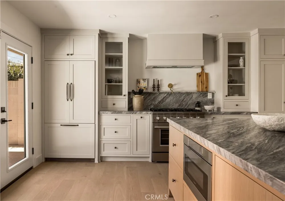 1818 Samar Costa Mesa, CA 92626