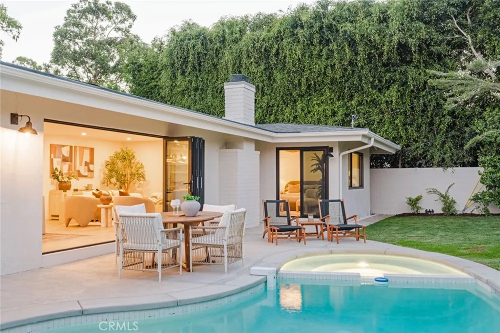 1818 Samar Costa Mesa, CA 92626