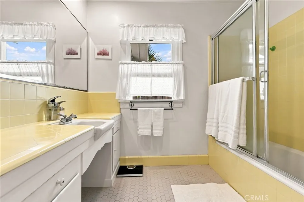 1227 W 17th Street San Pedro, CA 90731