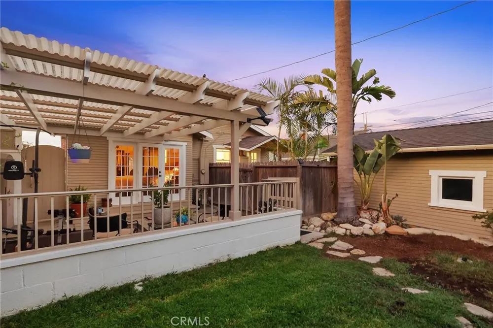 1227 W 17th Street San Pedro, CA 90731