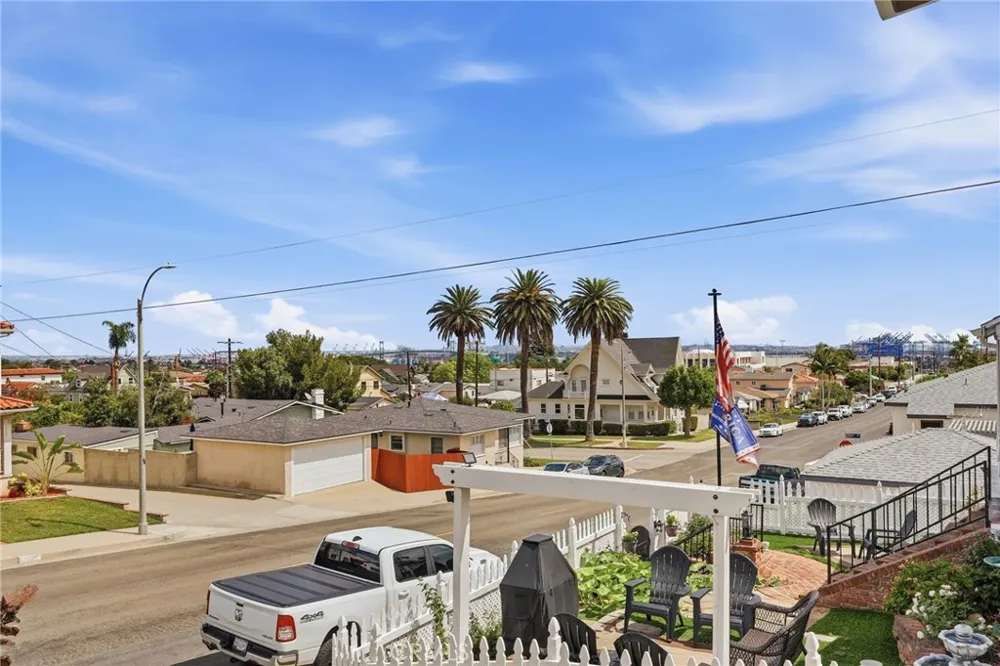 1227 W 17th Street San Pedro, CA 90731