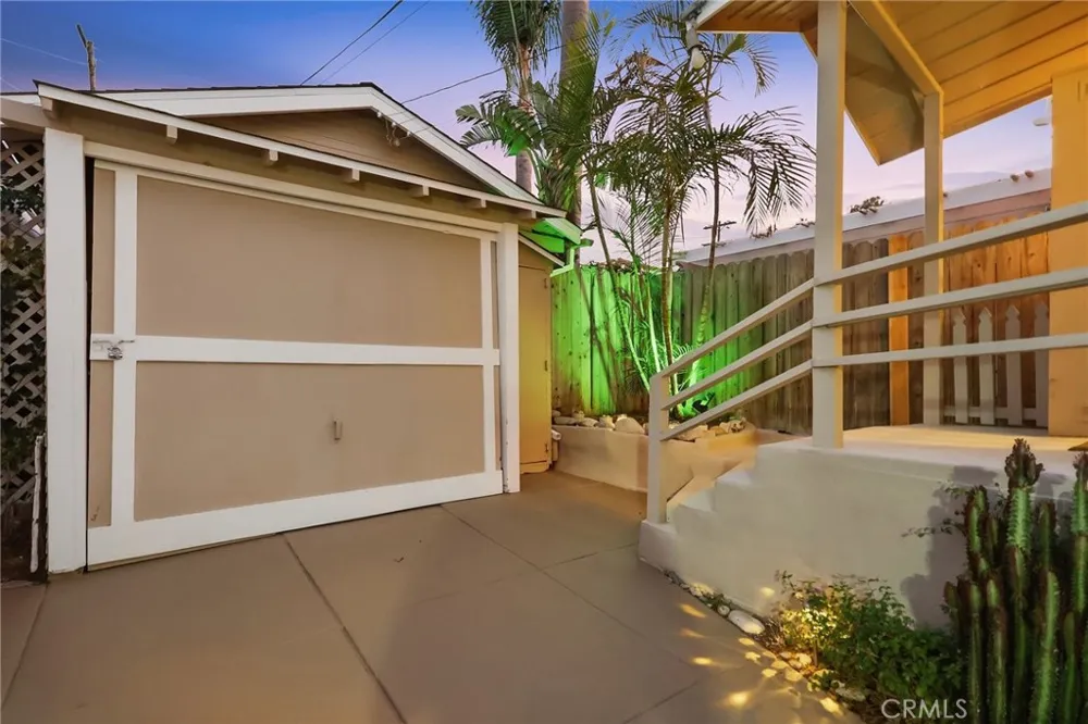 1227 W 17th Street San Pedro, CA 90731