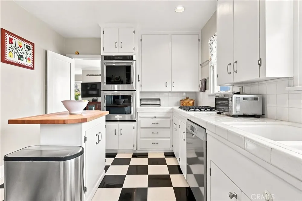 1227 W 17th Street San Pedro, CA 90731