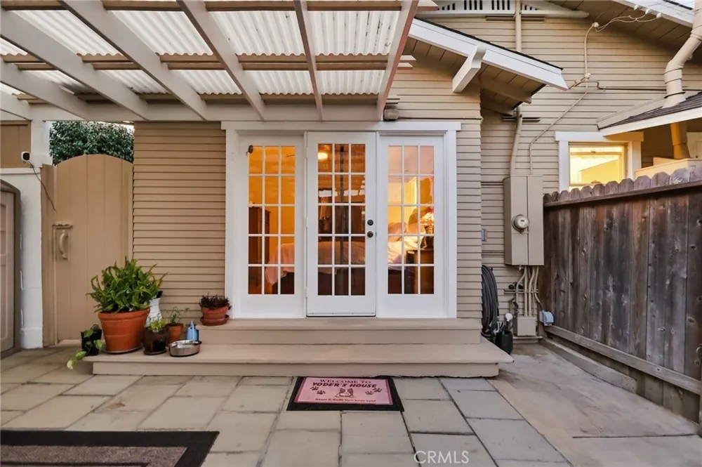 1227 W 17th Street San Pedro, CA 90731