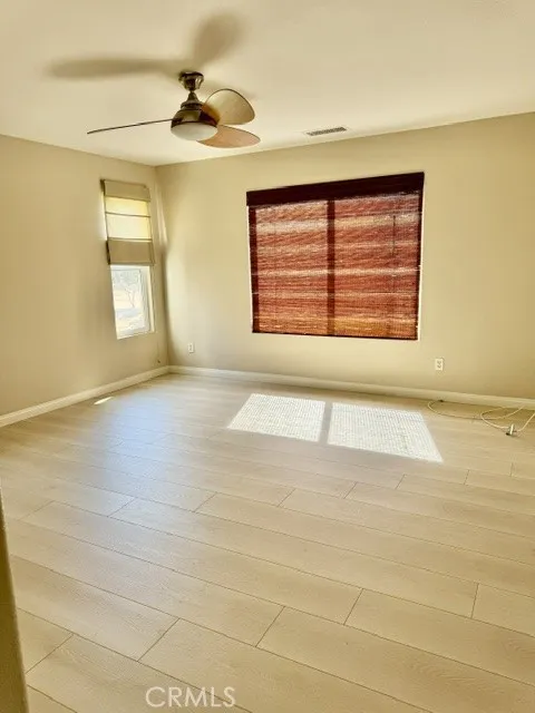 1379 Valley Rose Way Beaumont, CA 92223
