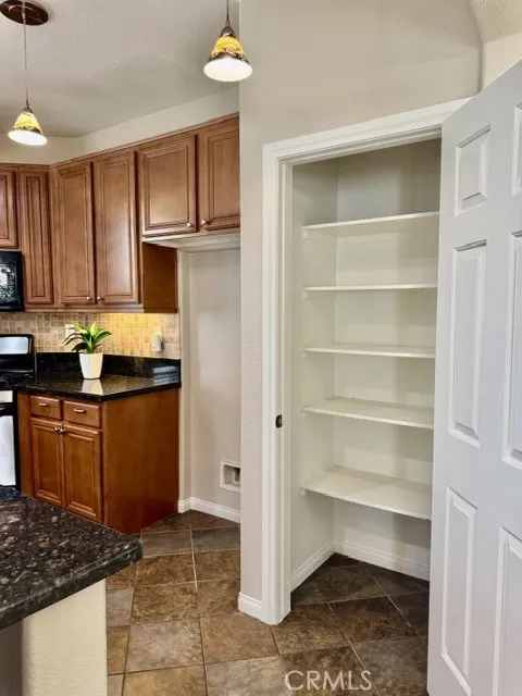 1379 Valley Rose Way Beaumont, CA 92223