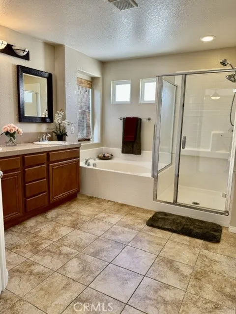 1379 Valley Rose Way Beaumont, CA 92223