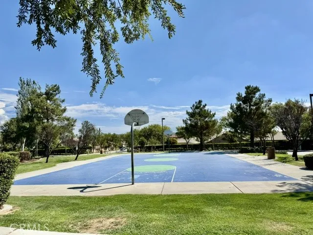 1379 Valley Rose Way Beaumont, CA 92223