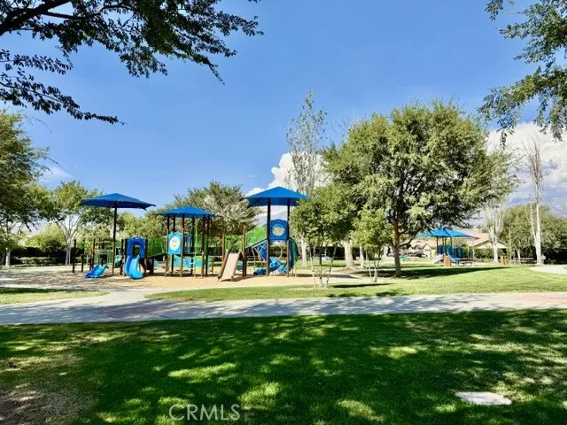1379 Valley Rose Way Beaumont, CA 92223