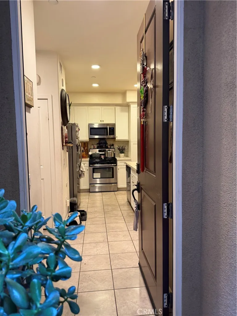10349 Diamond Way Pacoima, CA 91331
