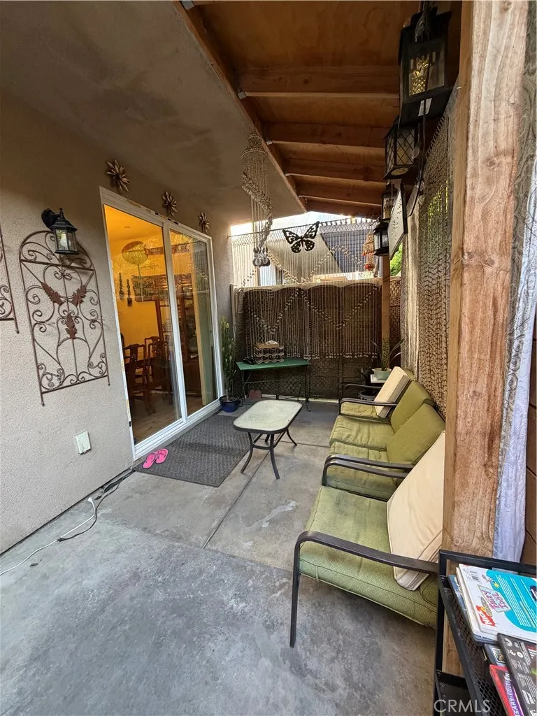 10349 Diamond Way Pacoima, CA 91331