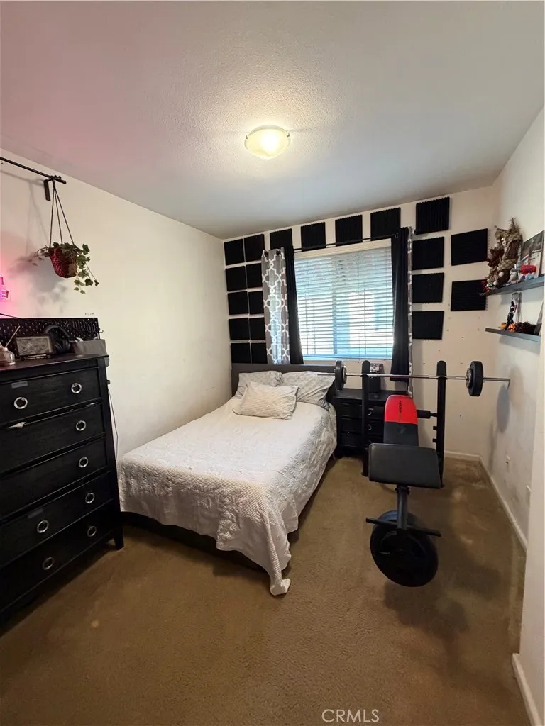 10349 Diamond Way Pacoima, CA 91331