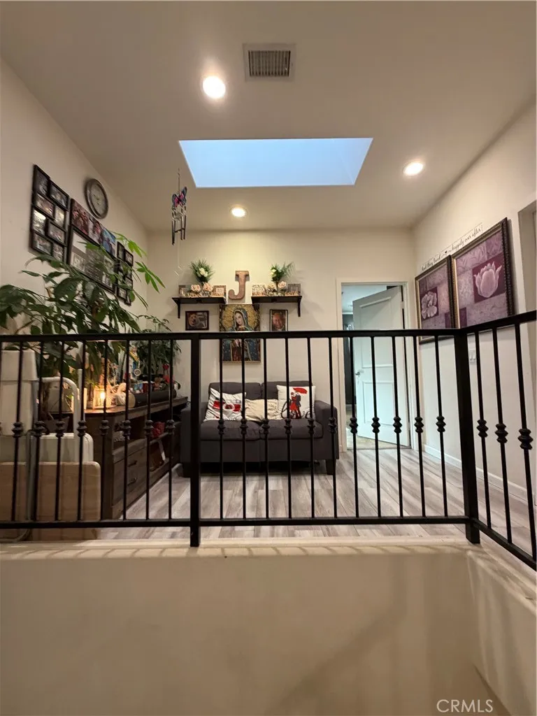 10349 Diamond Way Pacoima, CA 91331