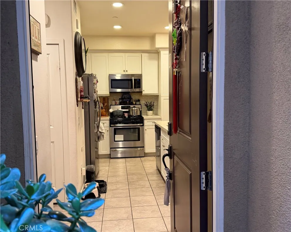 10349 Diamond Way Pacoima, CA 91331