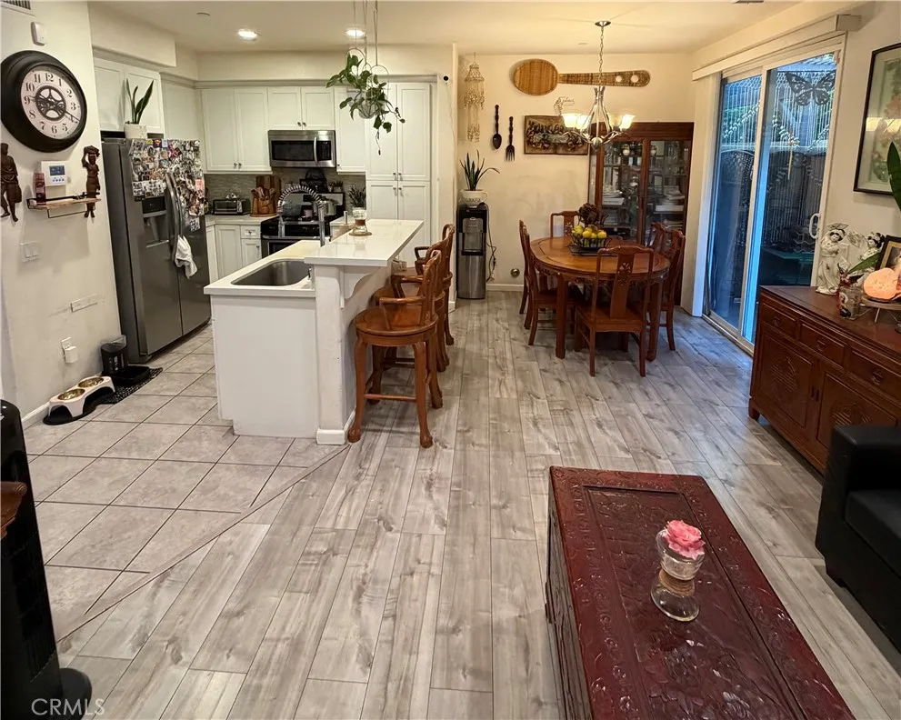 10349 Diamond Way Pacoima, CA 91331