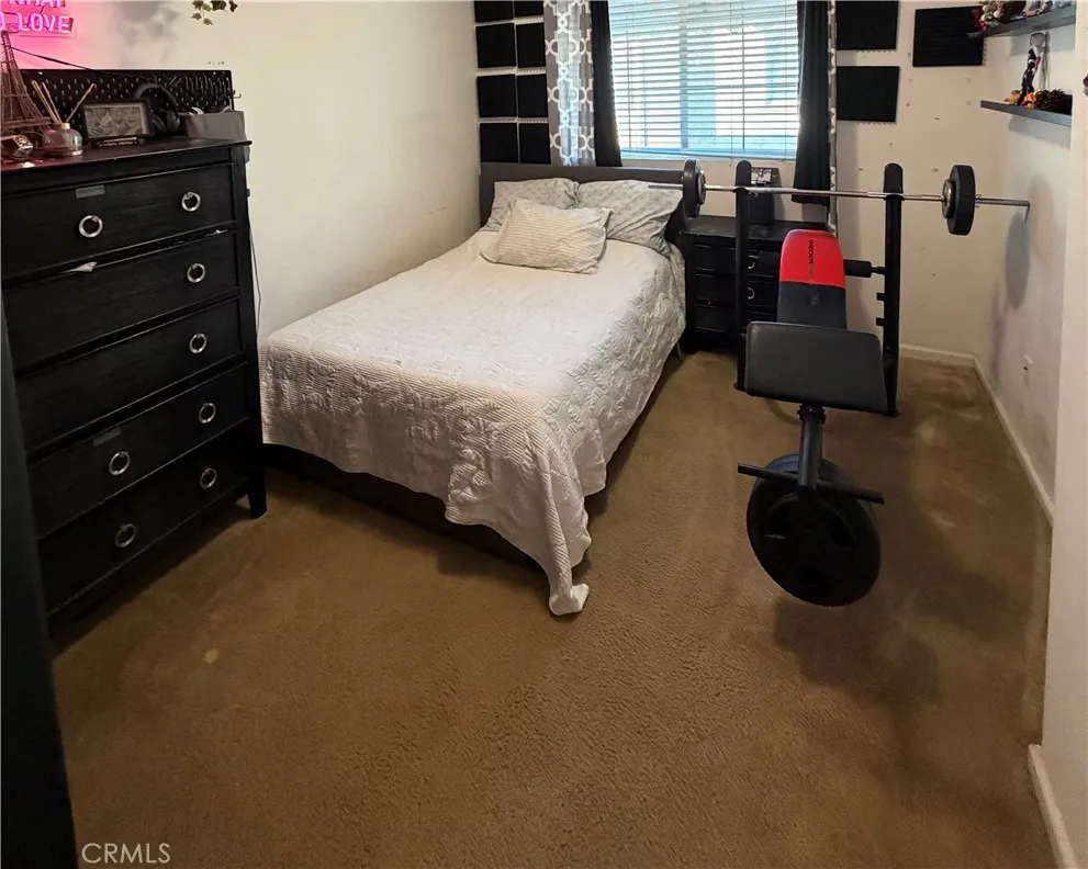 10349 Diamond Way Pacoima, CA 91331