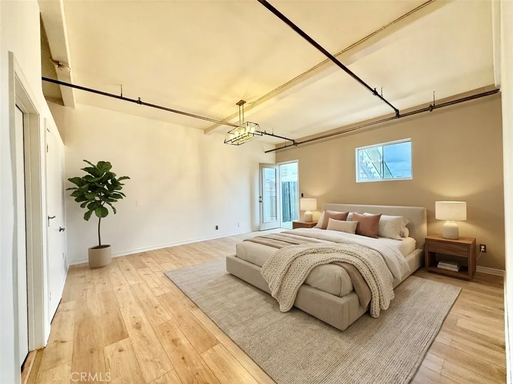 312 W 5th Street #1205 Los Angeles, CA 90013