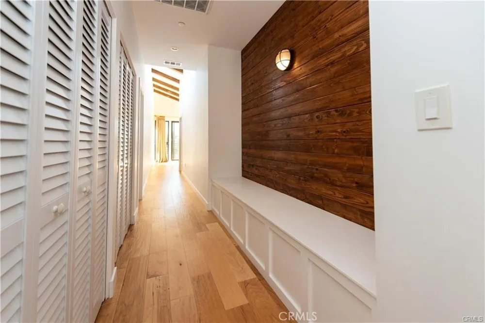 7900 Naylor Los Angeles, CA 90045