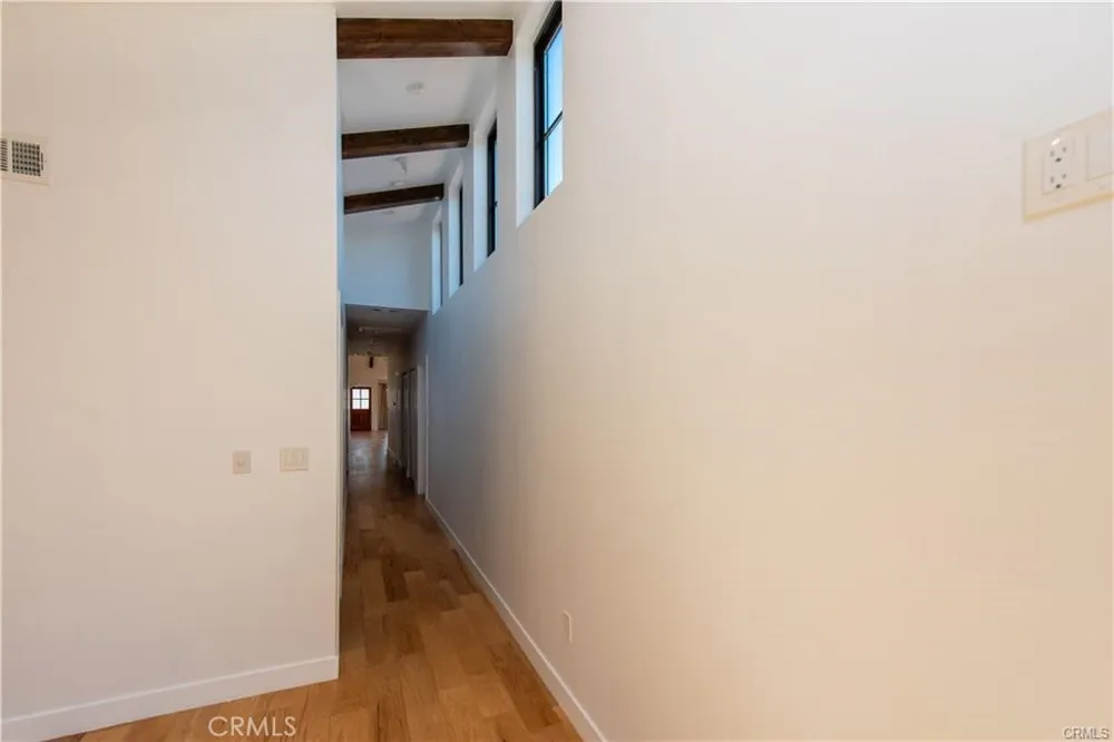 7900 Naylor Los Angeles, CA 90045
