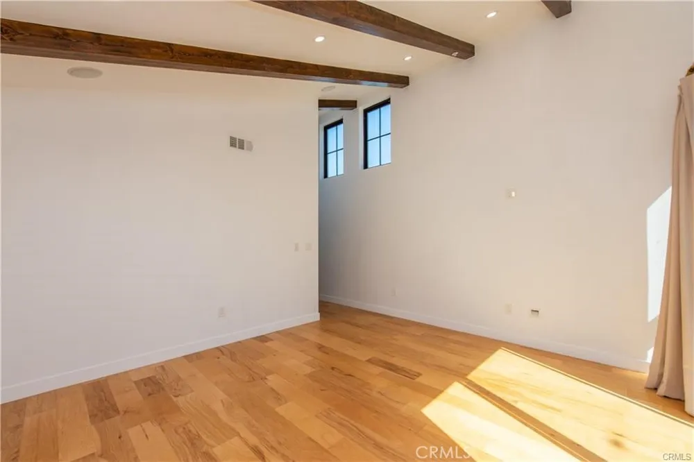 7900 Naylor Los Angeles, CA 90045
